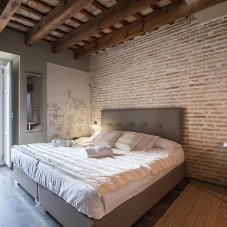 코지 룸스 볼세리아 게스트하우스 2*