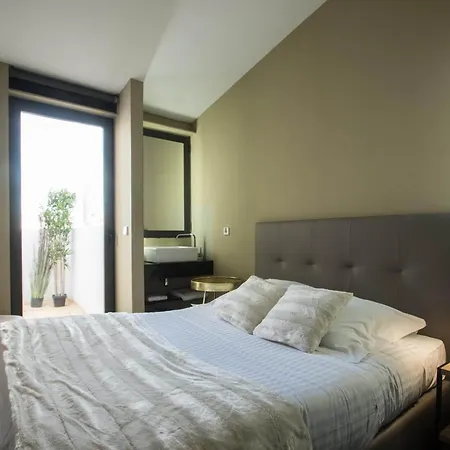 코지 룸스 볼세리아 2*