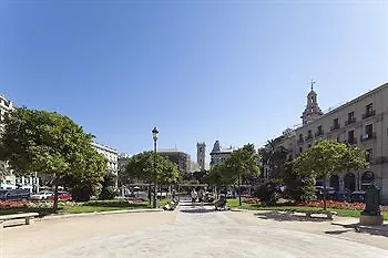 게스트하우스 코지 룸스 볼세리아 2*