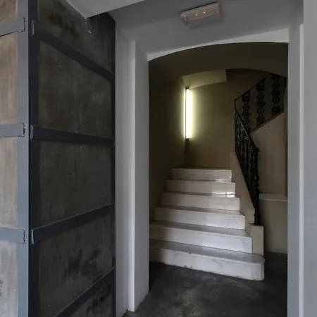 게스트하우스 코지 룸스 볼세리아 2*